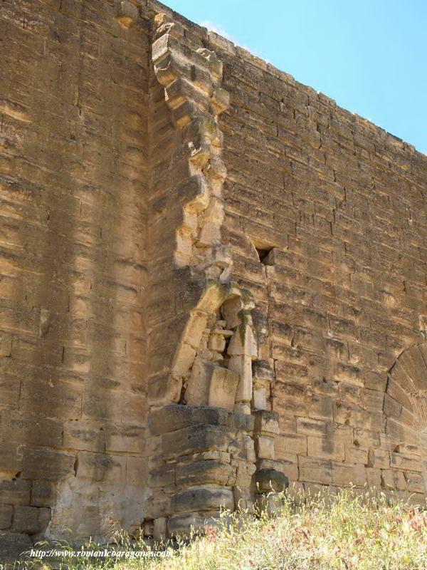 ARRANQUE DEL MURO PERIMETRAL DEL LADO ESTE